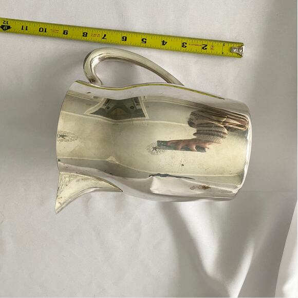 Vintage Silver-Plated Creamer Pitcher - Classic Tableware Accent - Picture 8 of 10